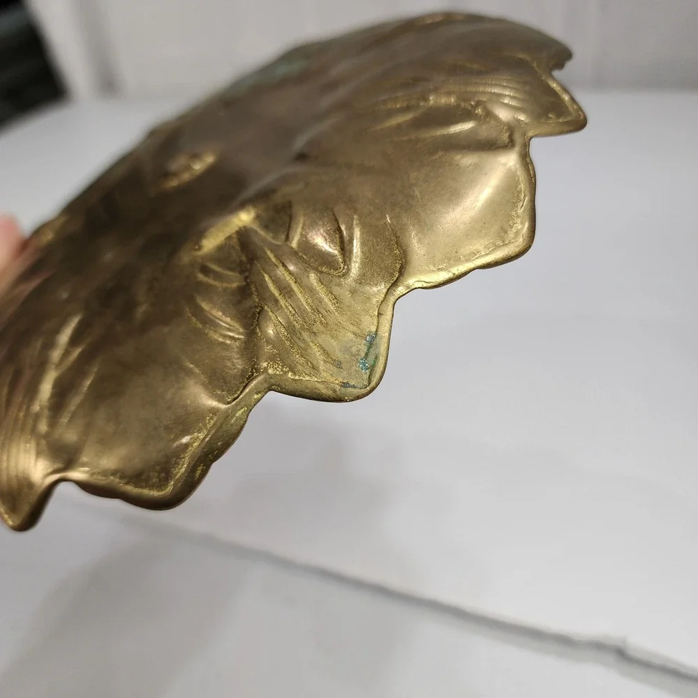 Vintage Brass Lotus Leaf Trinket Dish Scalloped Floral Catchall Tray 8 Inch